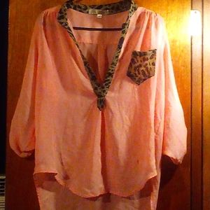 Penelope quarter length pink and leopard print sheer shirt size medium